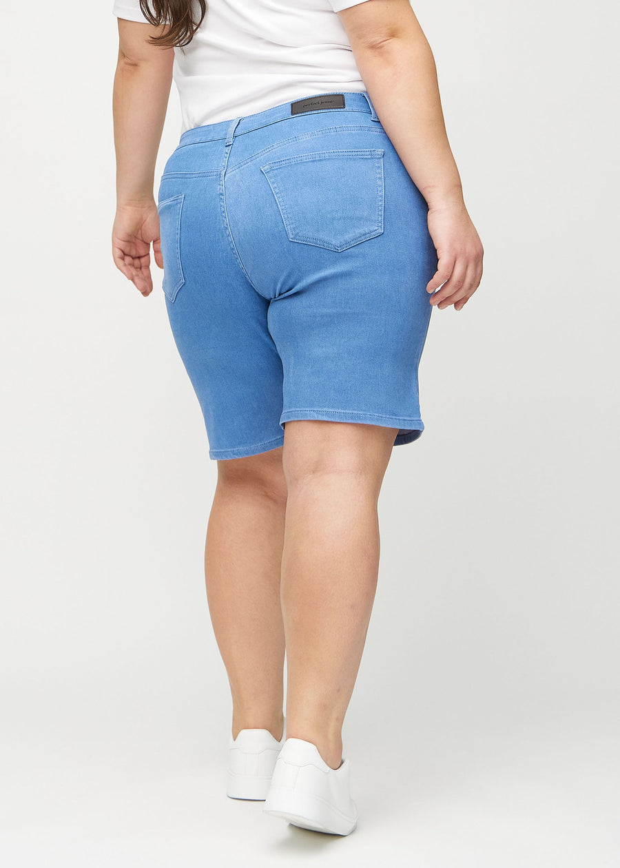 Blue regular middle shorts seen from the back on a plus-size model, so the entire product can be seen.