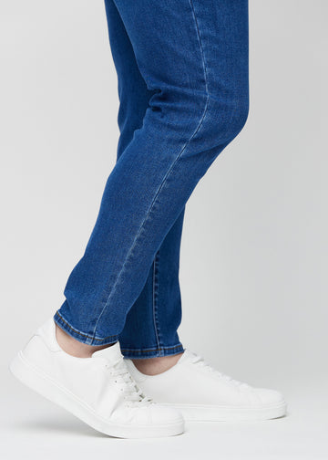 Plus-size model&